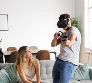 PlayStation VR 2 - kiedy będzie dostępne?