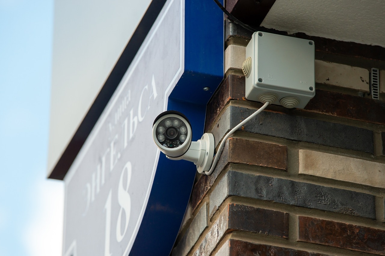 Ukryta kamera WiFi — nowoczesne narzędzie do monitorowania